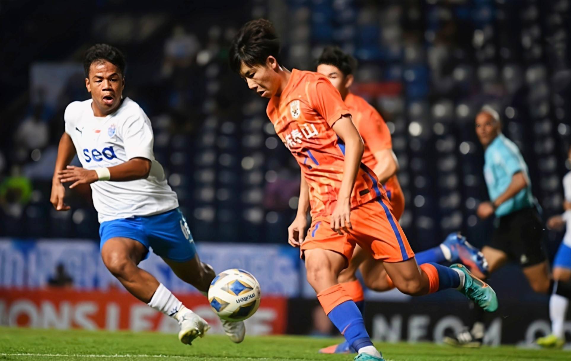 体育平台-上海久事内部会议纪要流出：转会期队长鼓劲，亚冠使命明确，纪律约束更严格(纪录片拍摄进程及计划)